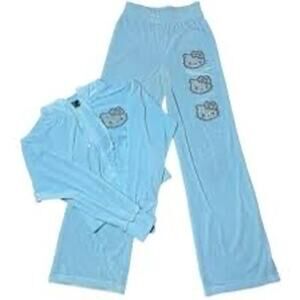 Hello Kitty x Forever 21 velveteen lounge set womens S